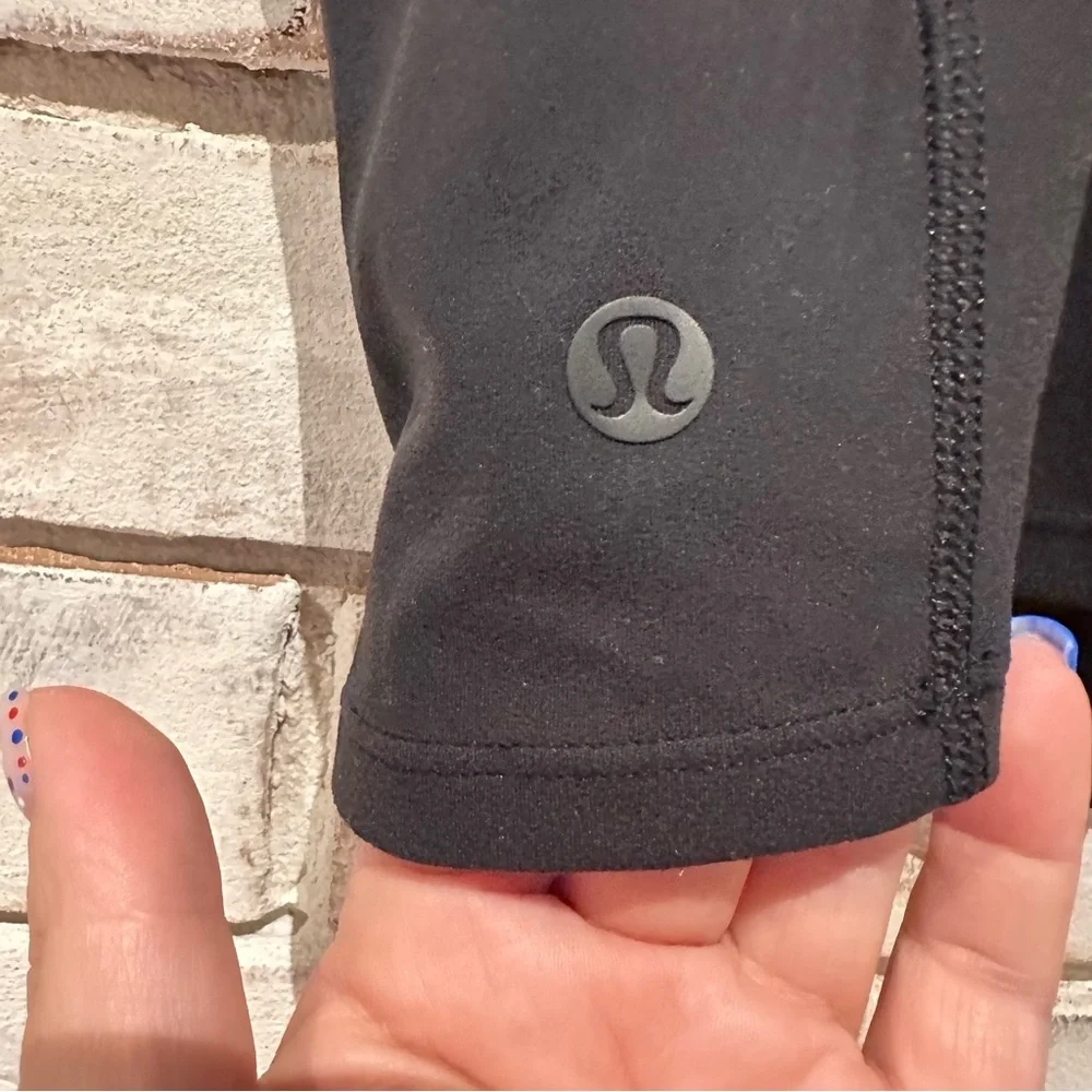 Lululemon Key to Balance Tank Black size 4